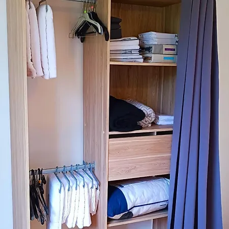 Appart Spacieux A 5 Min Du Tram Avec Parking Prive Appartement Caen