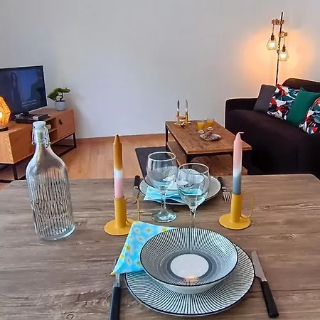 Appartement Appart Spacieux A 5 Min Du Tram Avec Parking Prive Caen